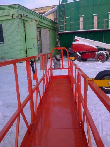 Люльки строительные (подъемники фасадные)